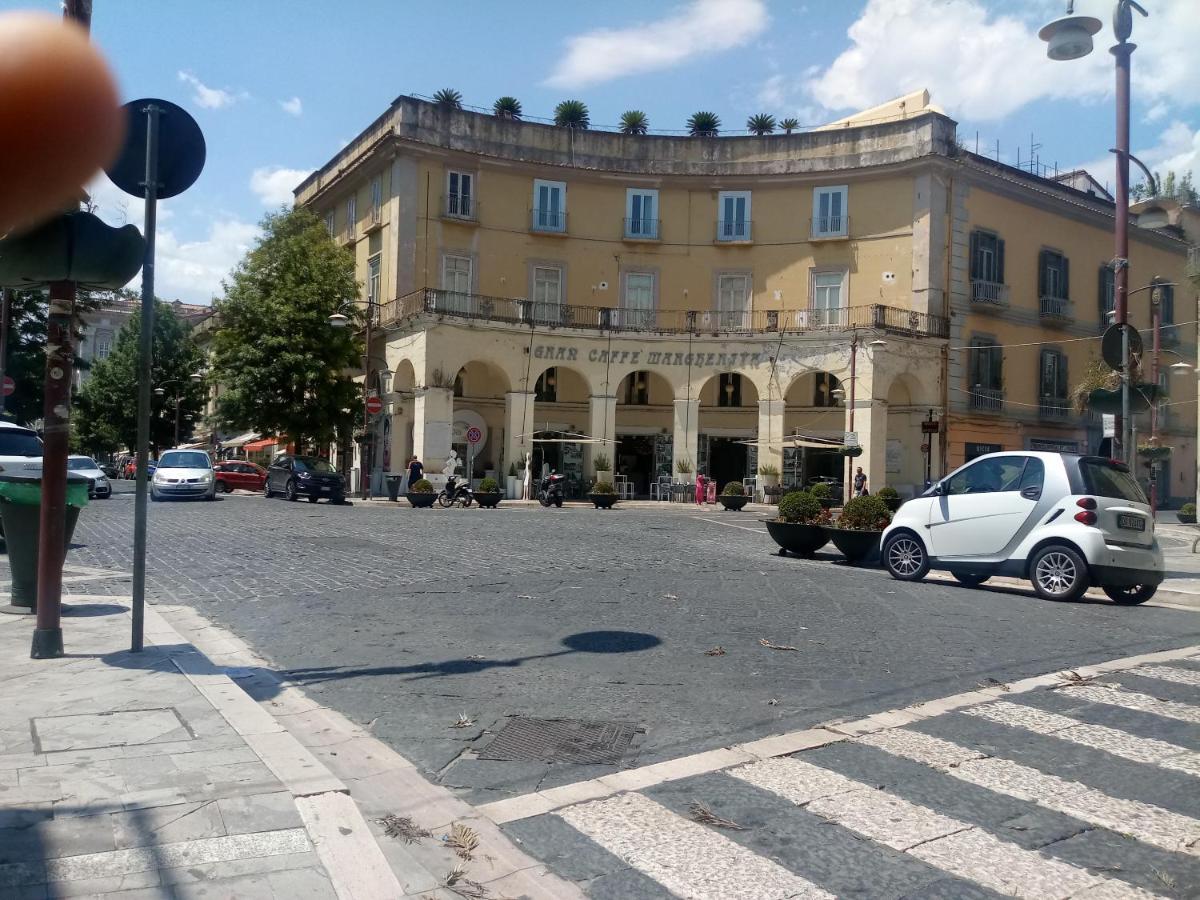 B&B Mansarda Caserta Exterior foto