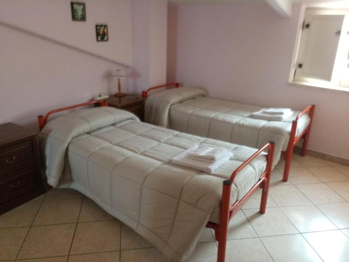 B&B Mansarda Caserta Exterior foto